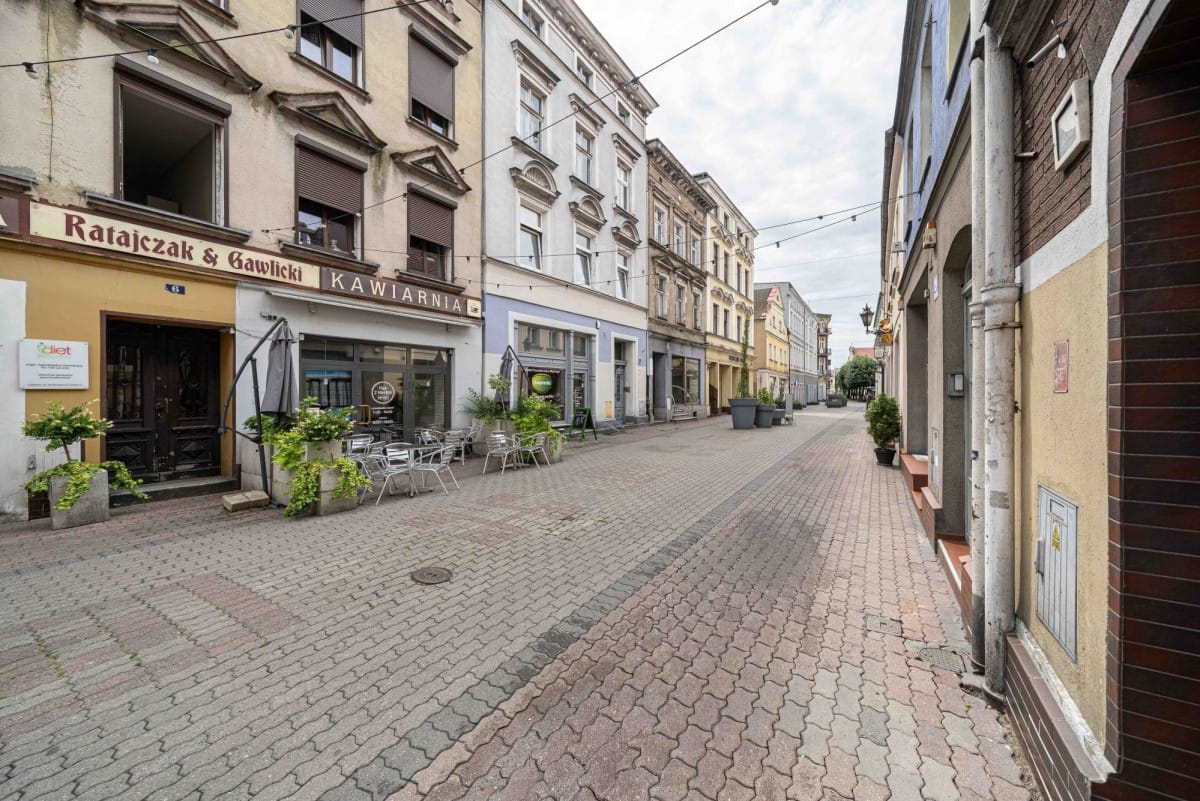Mieszkanie 6 pokojowe na Sprzedaż