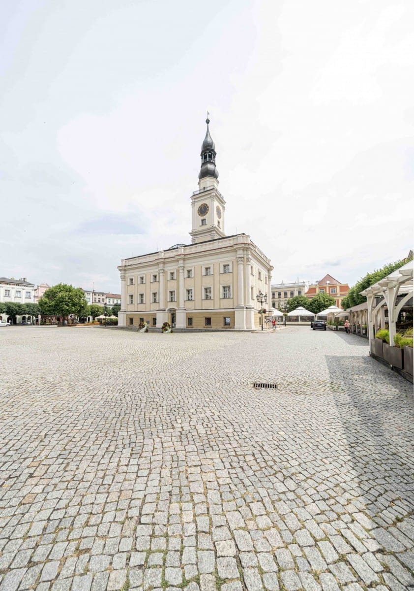 Mieszkanie 6 pokojowe na Sprzedaż