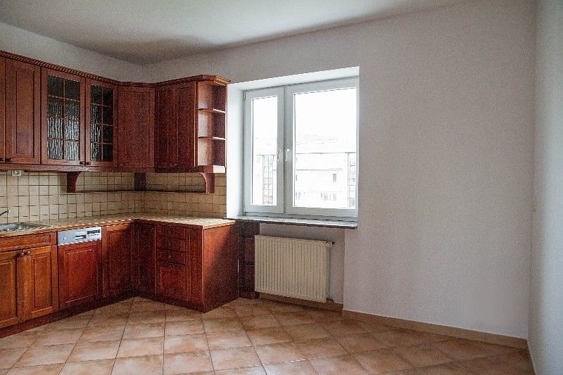 Mieszkanie 4 pokojowe na Sprzedaż