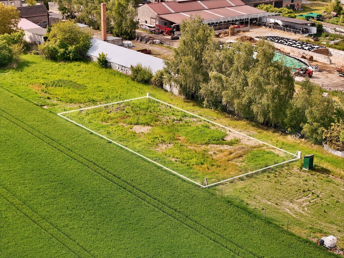 Działka  pokojowe na Sprzedaż