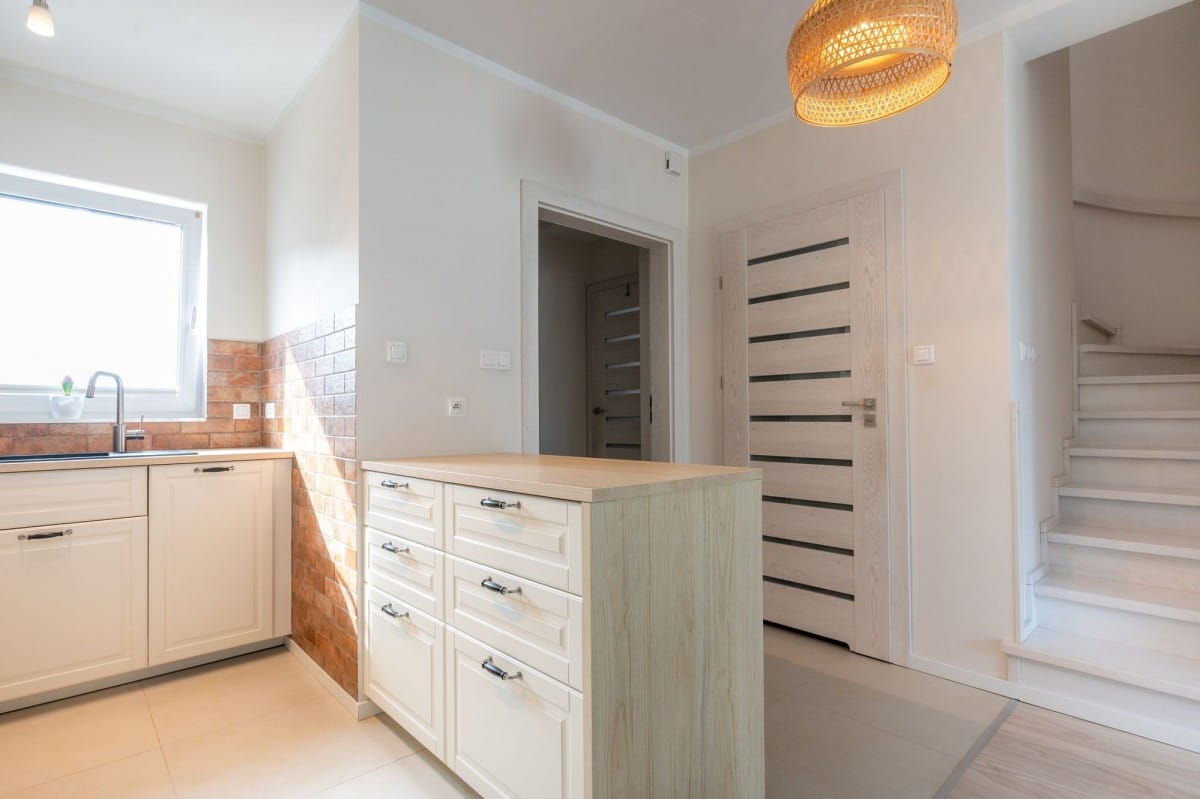 Dom 4 pokojowe na Sprzedaż