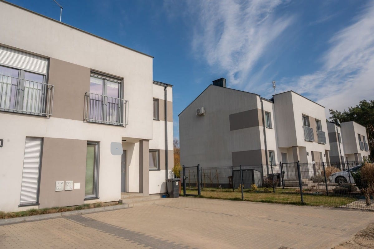 Dom 4 pokojowe na Sprzedaż