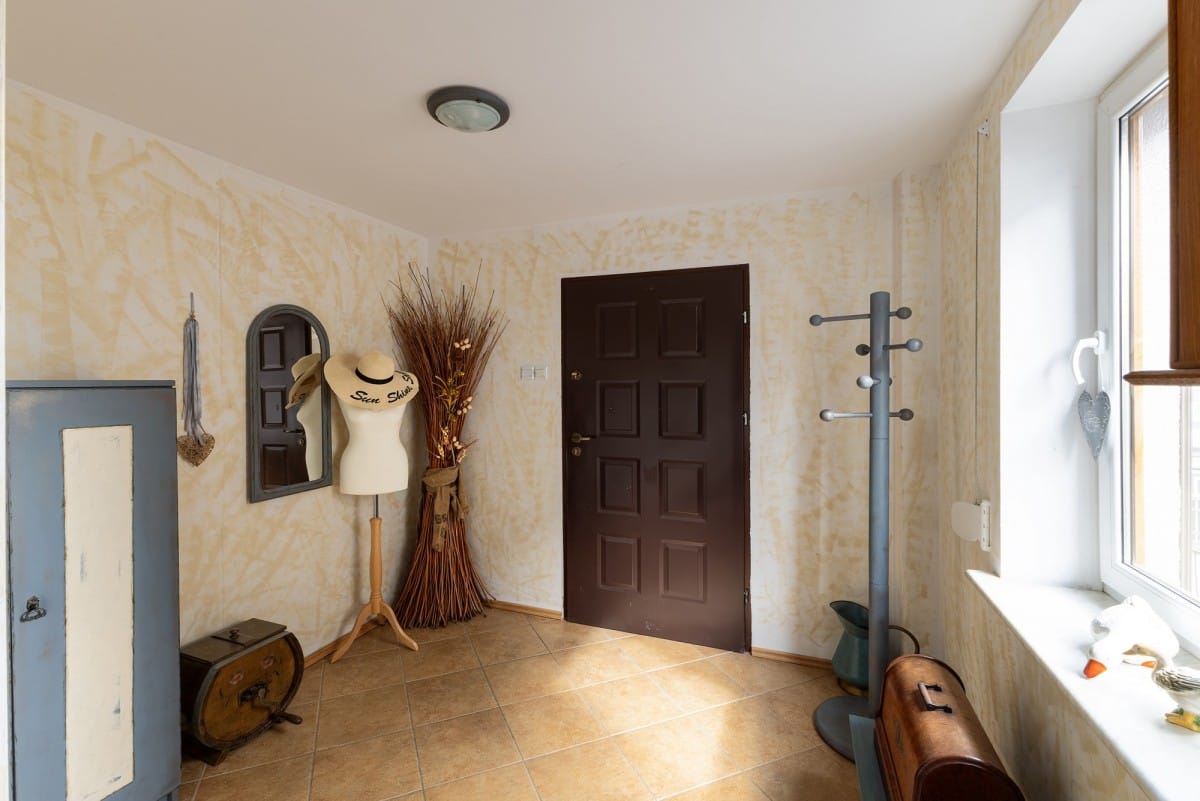 Dom 4 pokojowe na Sprzedaż