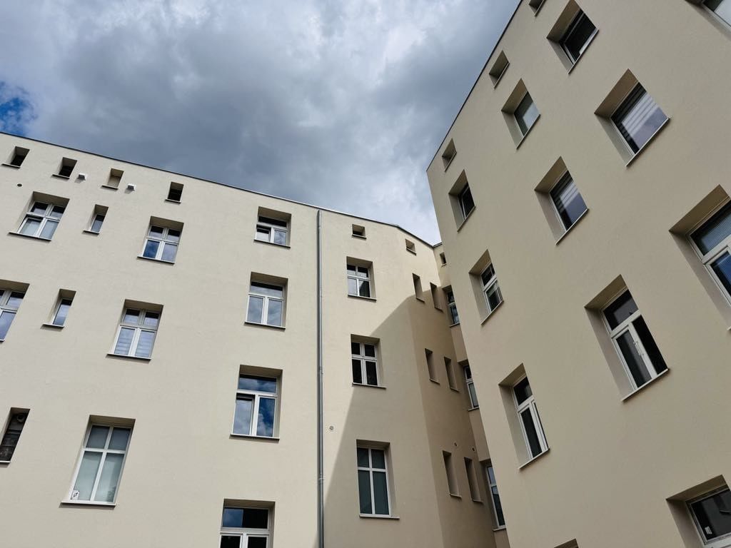 Mieszkanie 5 pokojowe na Sprzedaż