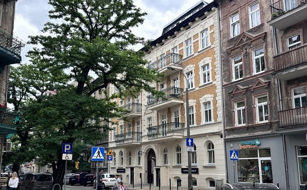 Mieszkanie 5 pokojowe na Sprzedaż
