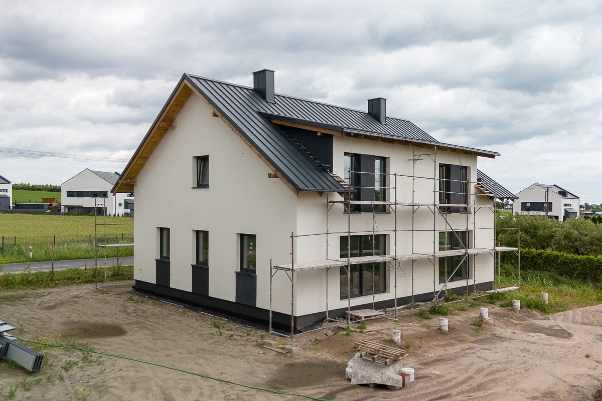 Dom 5 pokojowe na Sprzedaż