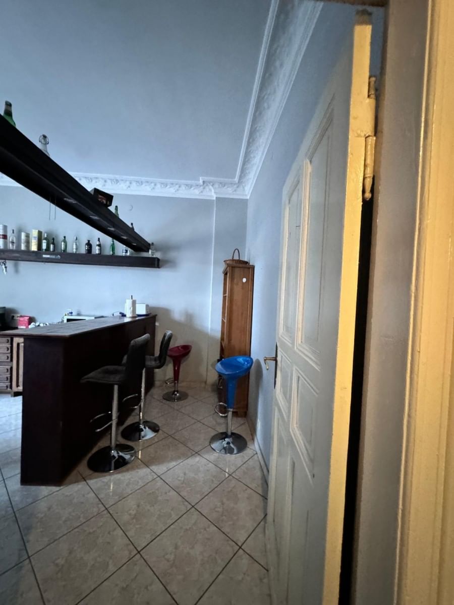 Mieszkanie 5 pokojowe na Sprzedaż