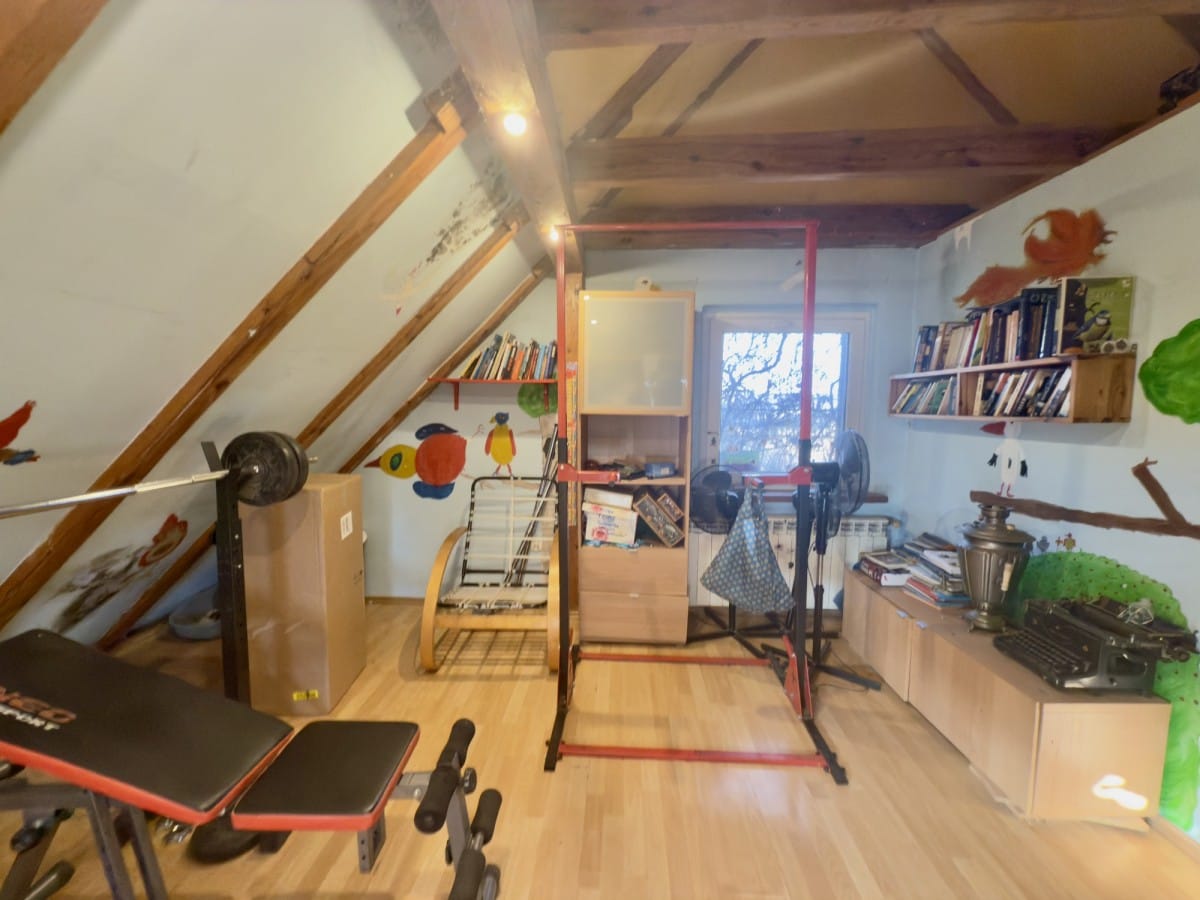 Dom 4 pokojowe na Sprzedaż