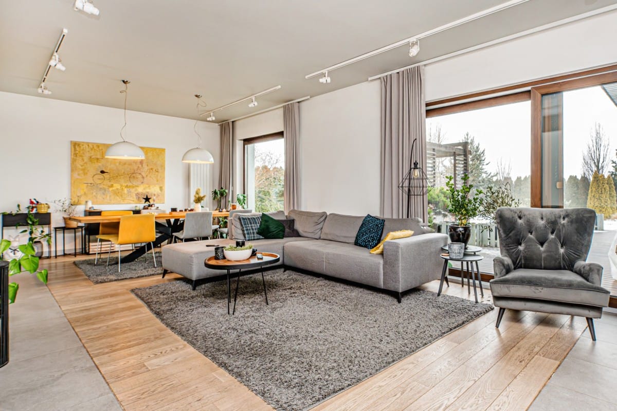 Mieszkanie 5 pokojowe na Sprzedaż