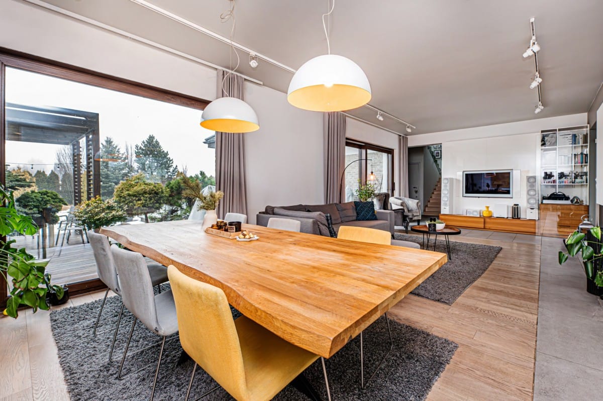 Mieszkanie 5 pokojowe na Sprzedaż