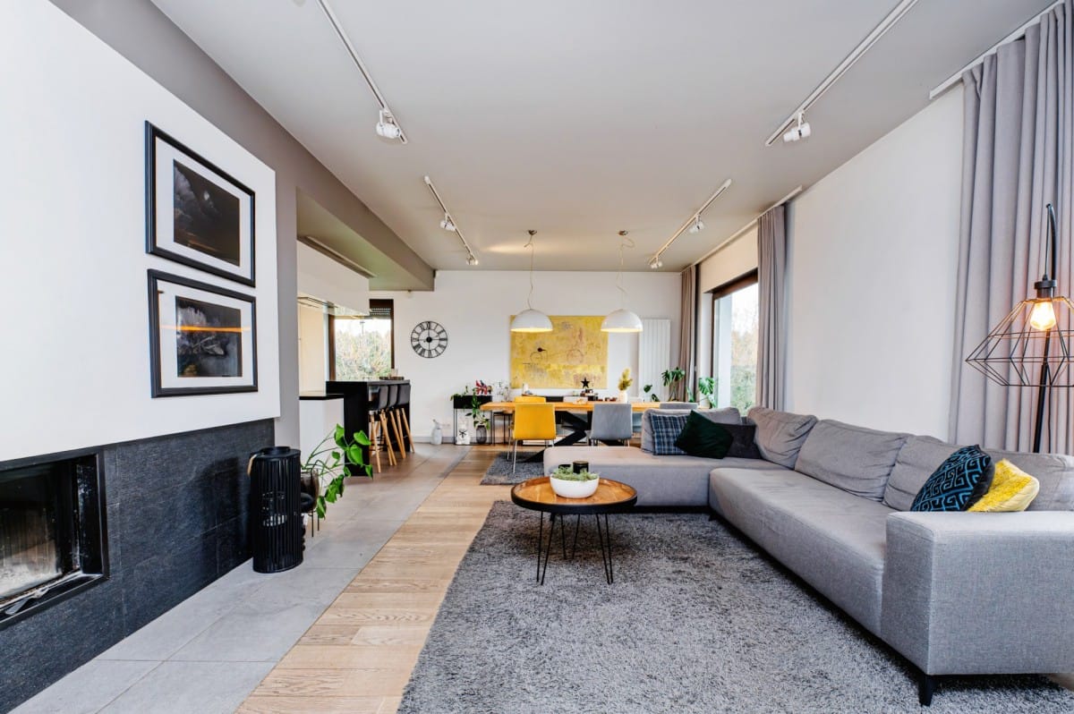 Mieszkanie 5 pokojowe na Sprzedaż