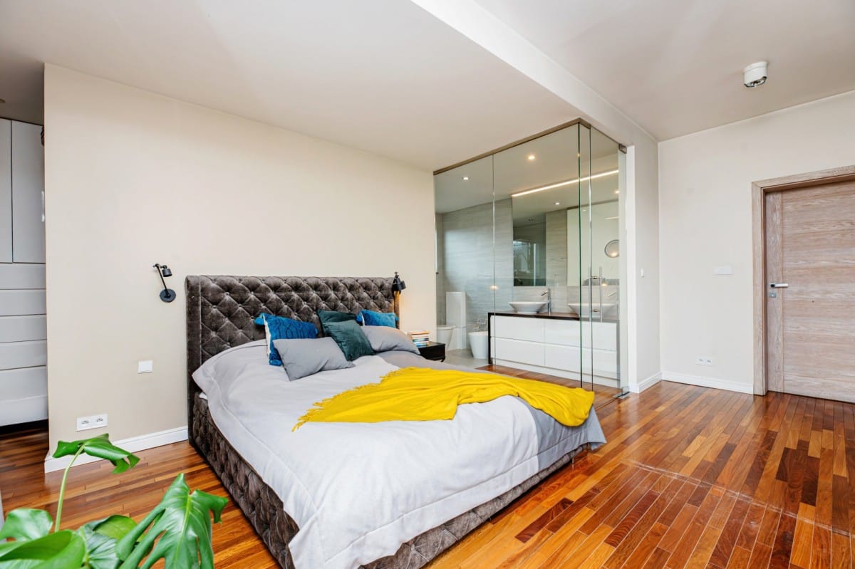 Mieszkanie 5 pokojowe na Sprzedaż