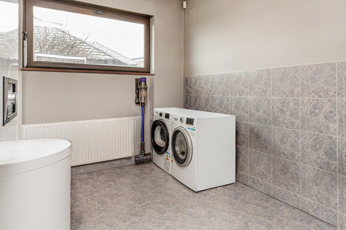 Mieszkanie 5 pokojowe na Sprzedaż