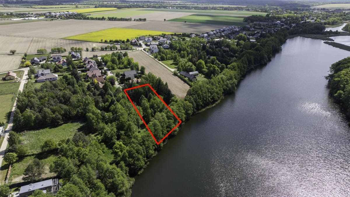 Działka  pokojowe na Sprzedaż