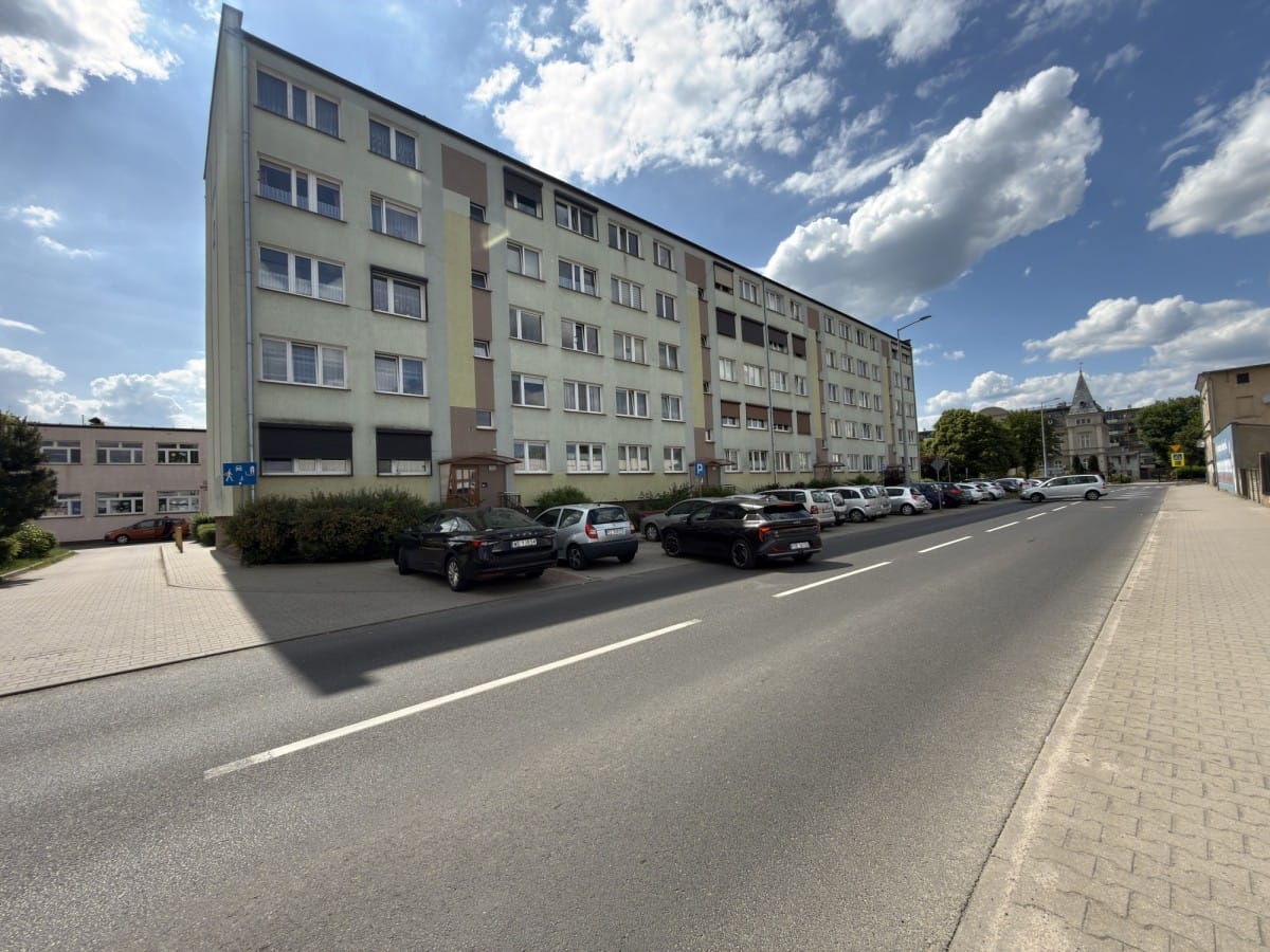 Mieszkanie 4 pokojowe na Sprzedaż
