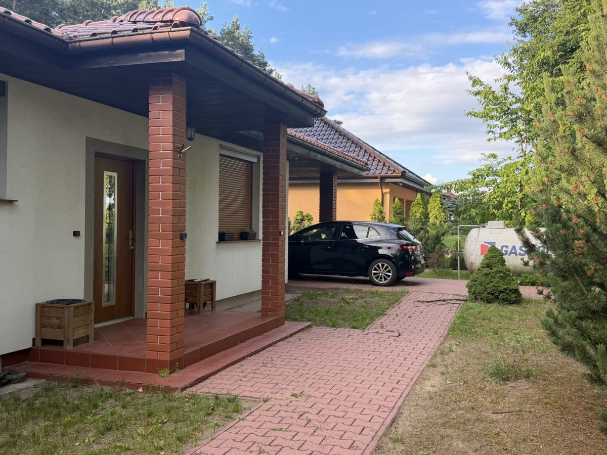 Dom 3 pokojowe na Sprzedaż