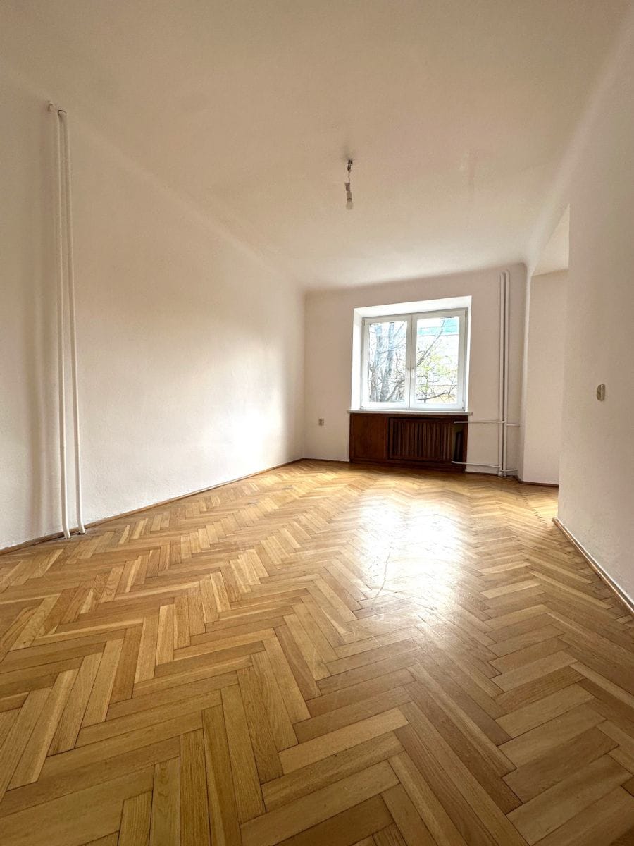 Lokal użytkowy  pokojowe na Sprzedaż