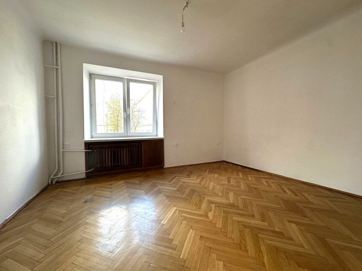 Lokal użytkowy  pokojowe na Sprzedaż