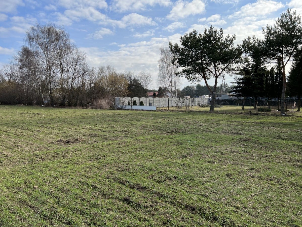 Działka  pokojowe na Sprzedaż