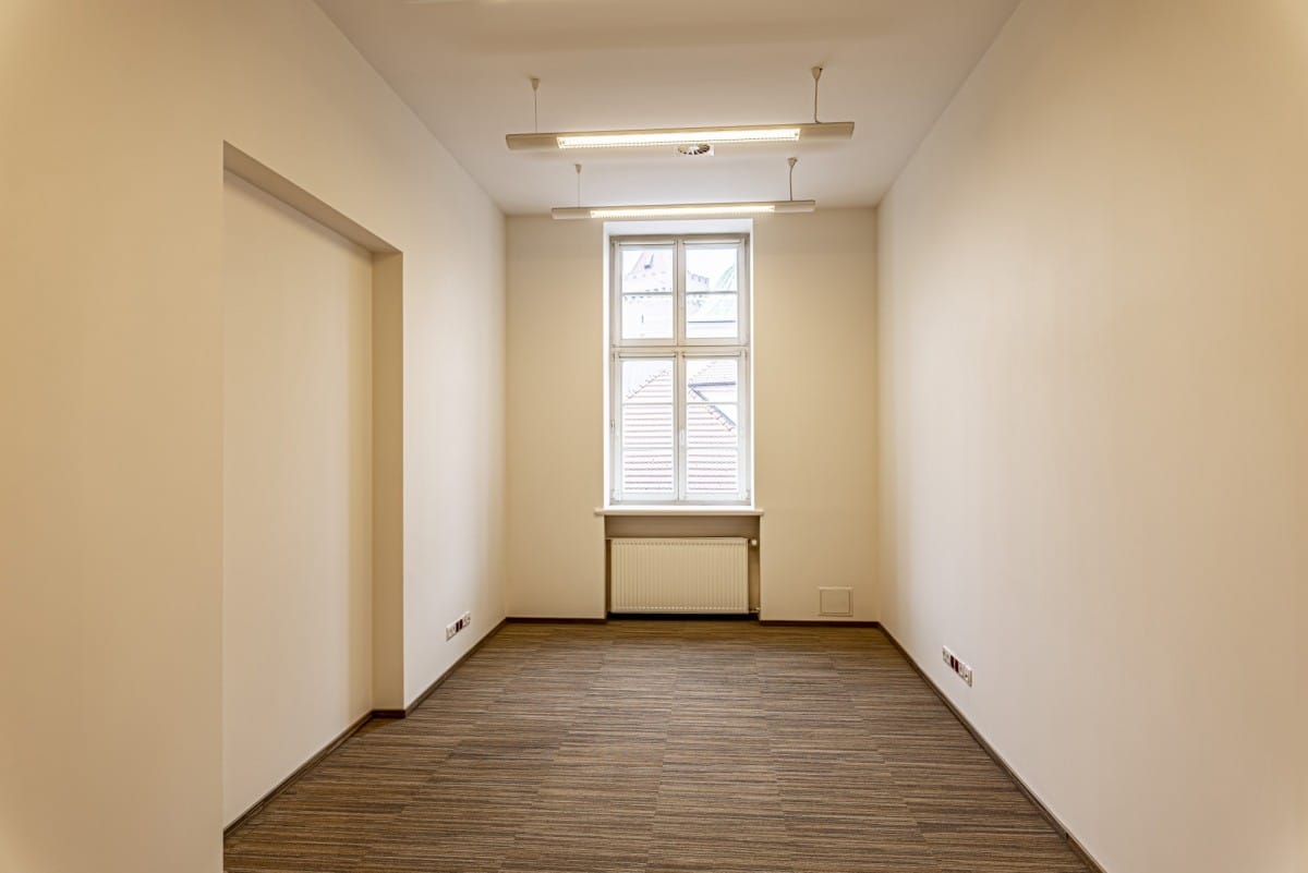 Lokal użytkowy  pokojowe na Wynajem