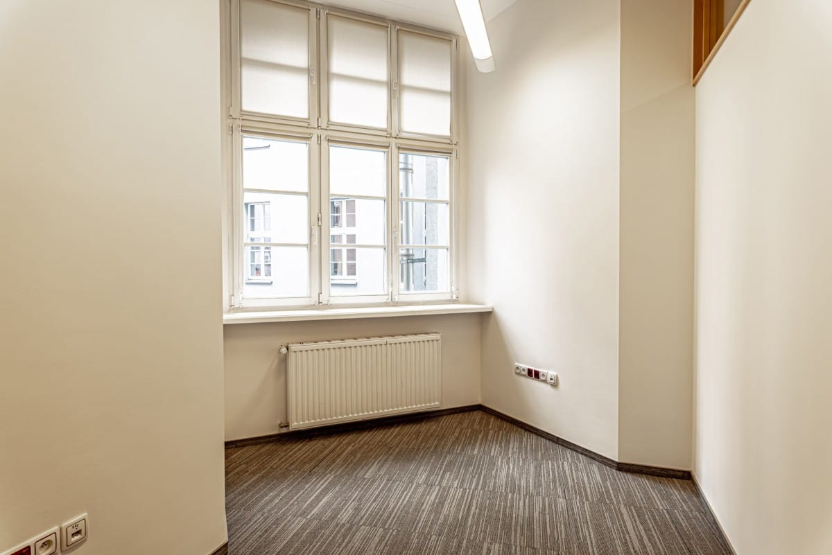 Lokal użytkowy  pokojowe na Wynajem