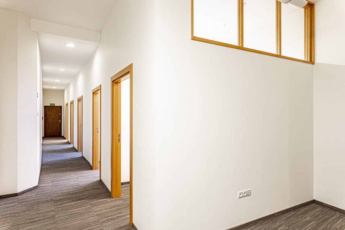 Lokal użytkowy  pokojowe na Wynajem