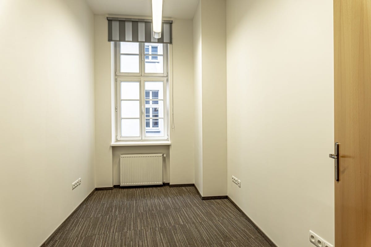 Lokal użytkowy  pokojowe na Wynajem