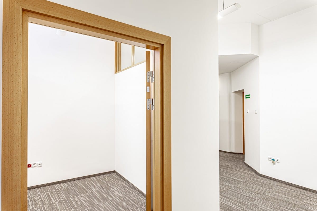 Lokal użytkowy  pokojowe na Wynajem