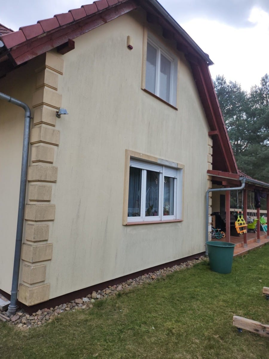 Dom 9 pokojowe na Sprzedaż