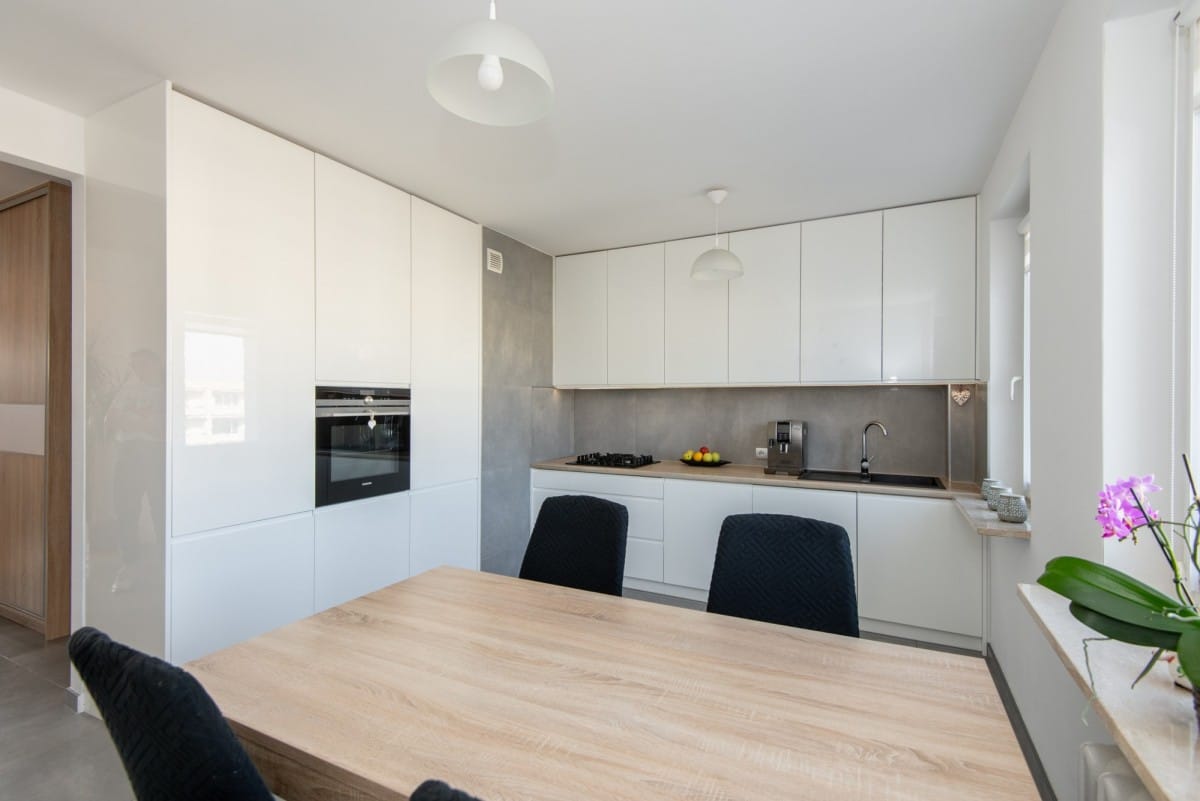 Mieszkanie 3 pokojowe na Sprzedaż