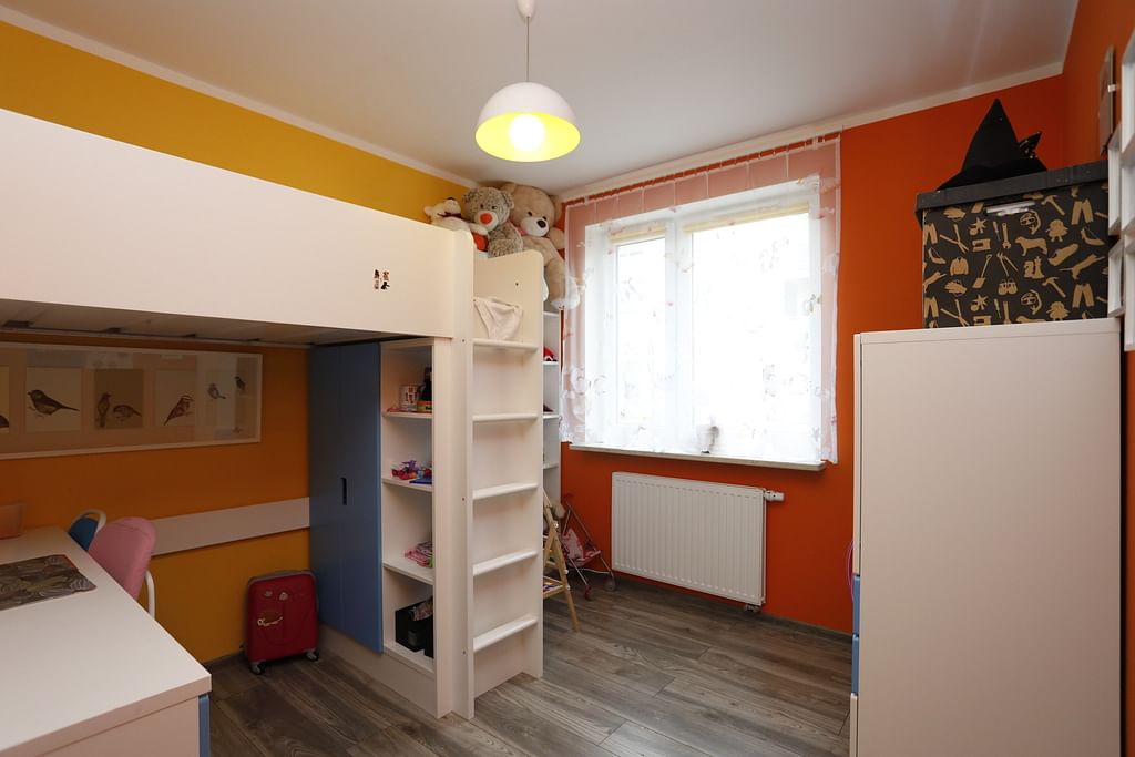 Mieszkanie 4 pokojowe na Sprzedaż