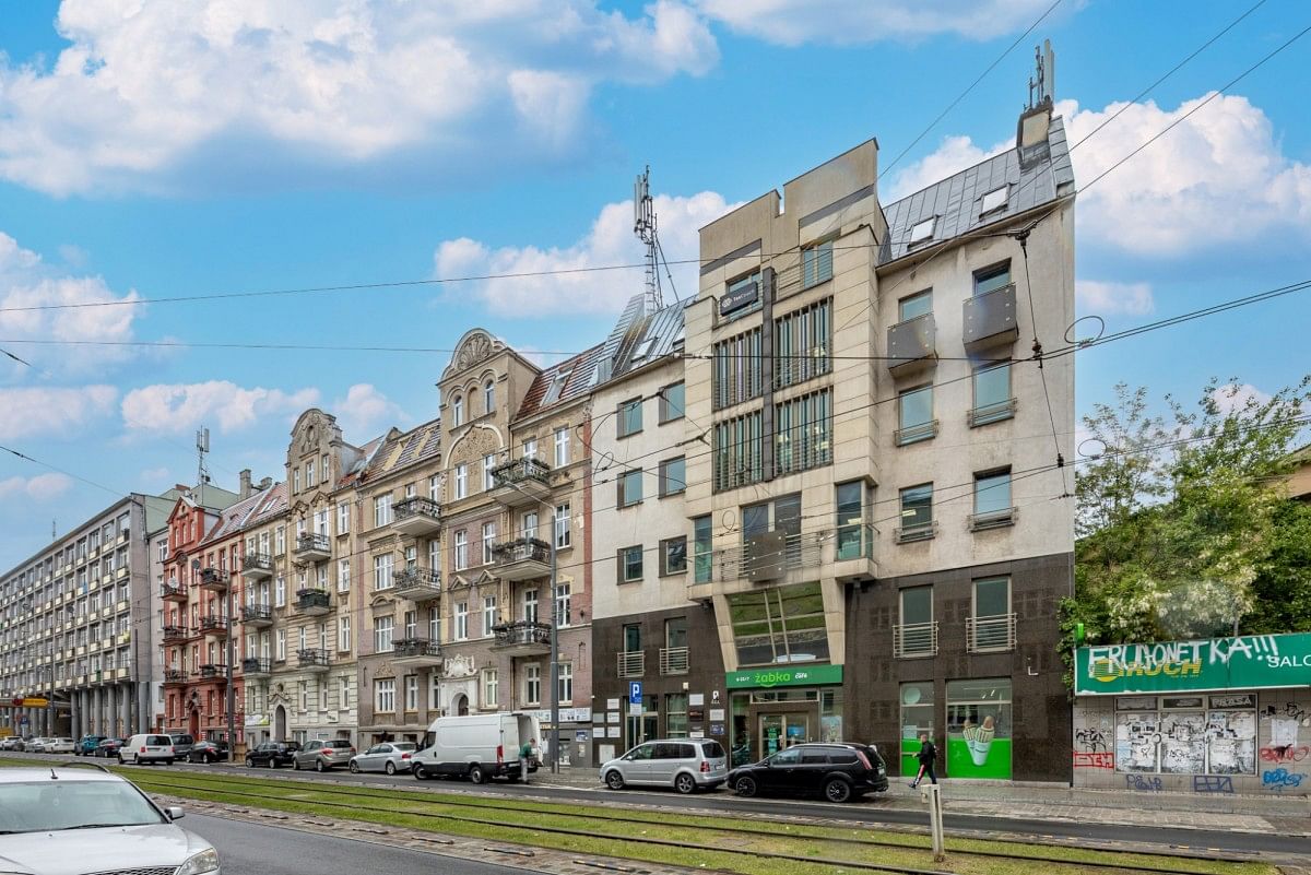 Mieszkanie 4 pokojowe na Sprzedaż