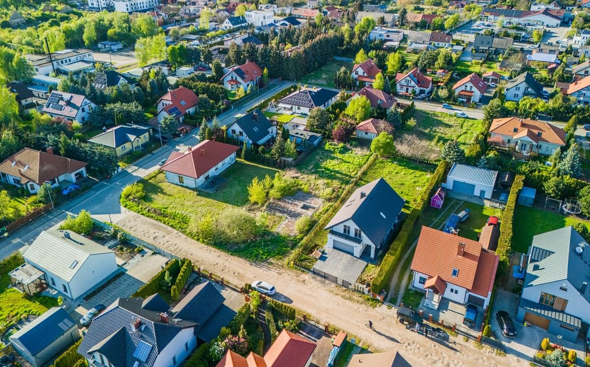 Działka  pokojowe na Sprzedaż