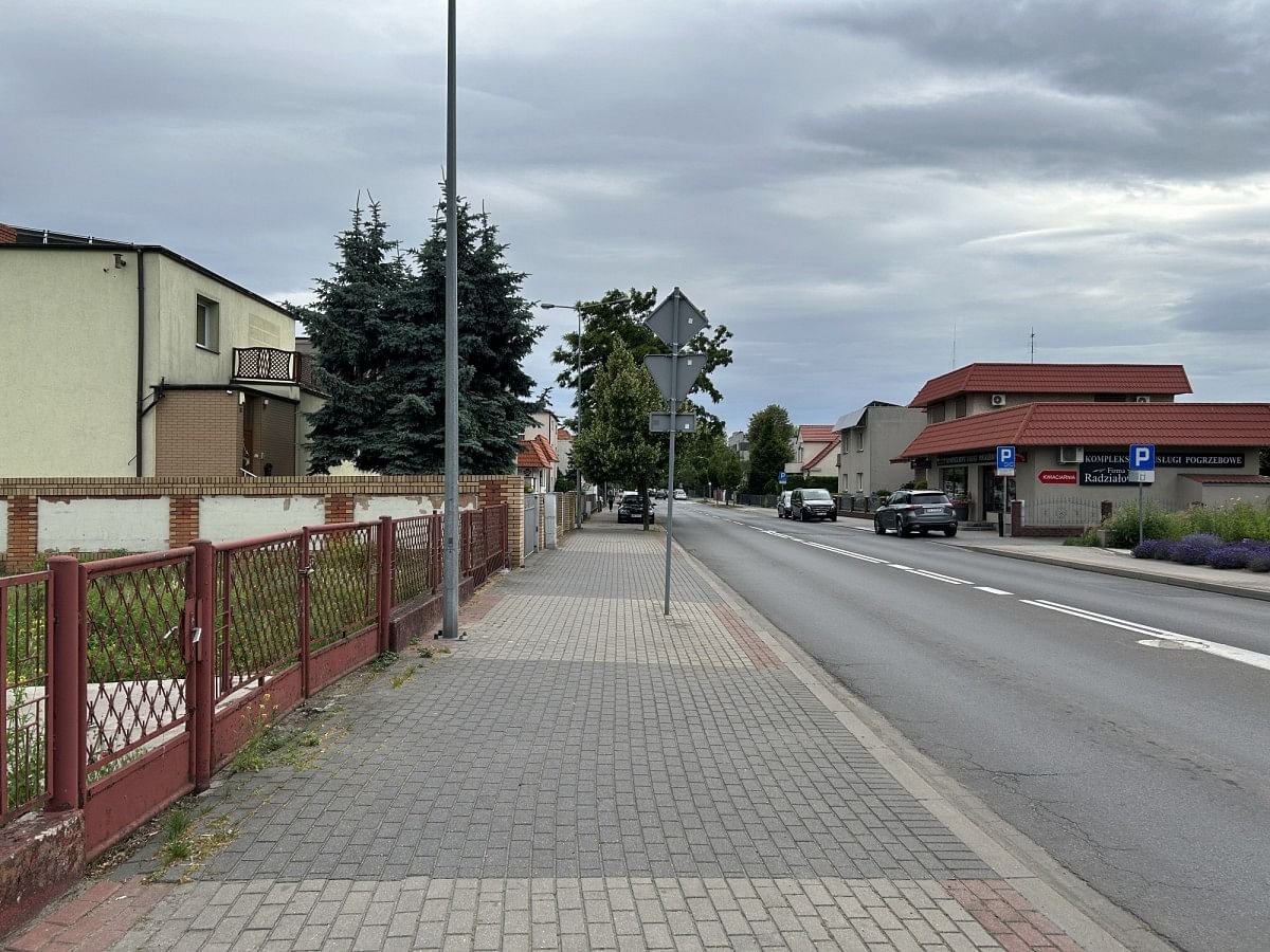 Działka  pokojowe na Sprzedaż