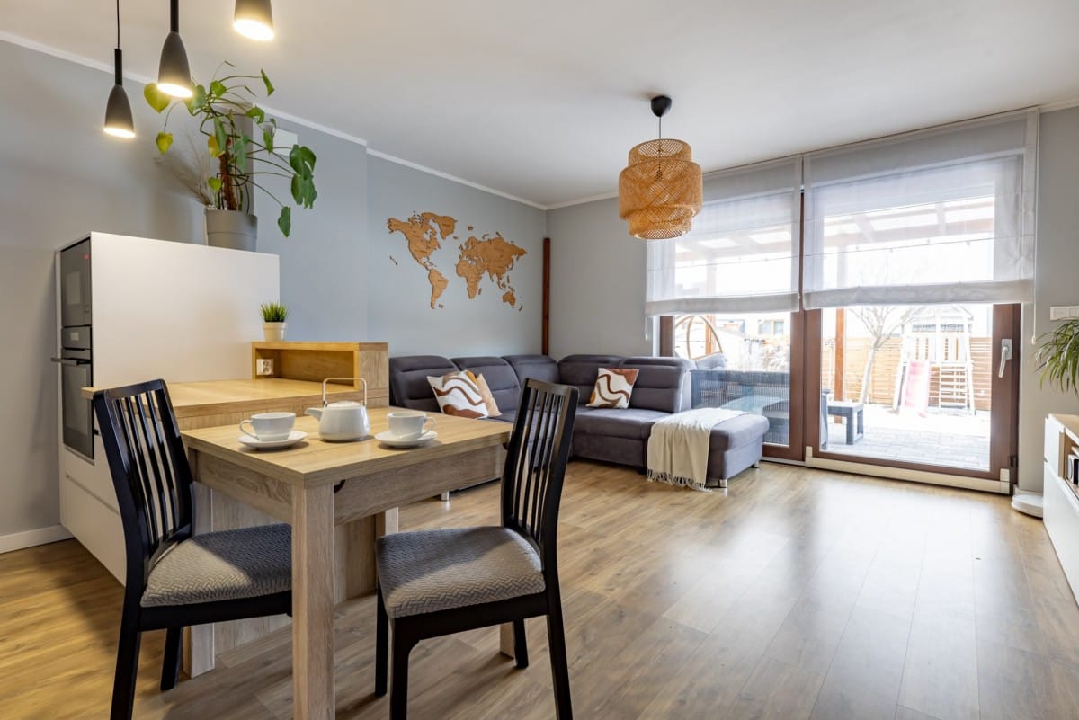 Dom 4 pokojowe na Sprzedaż