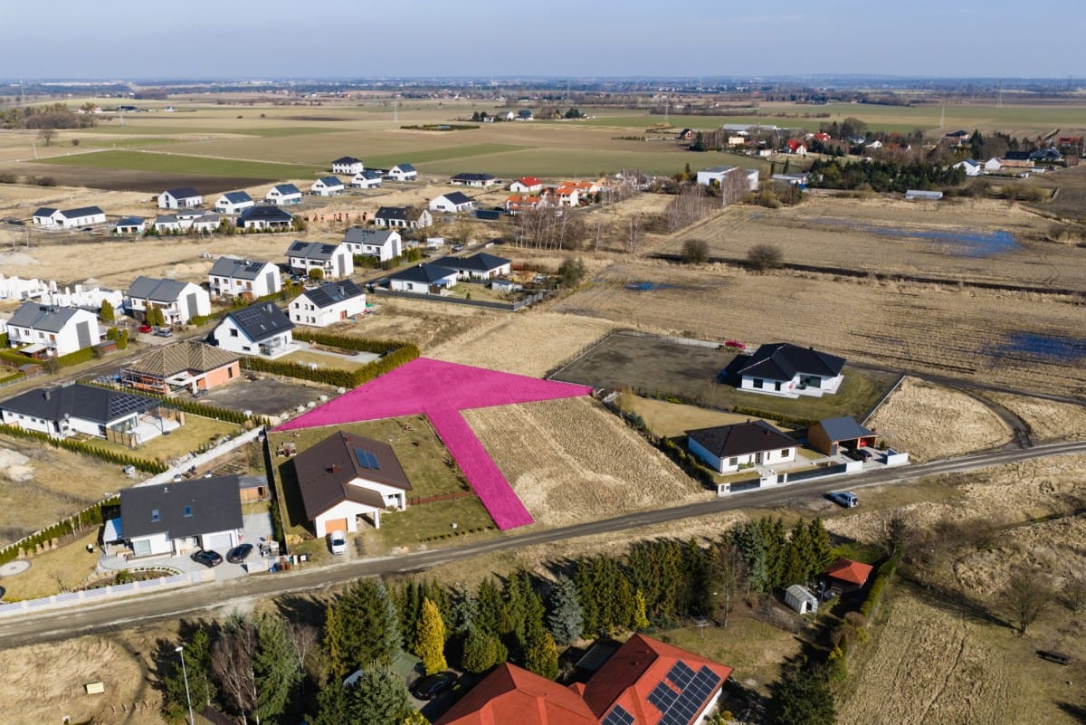 Działka  pokojowe na Sprzedaż