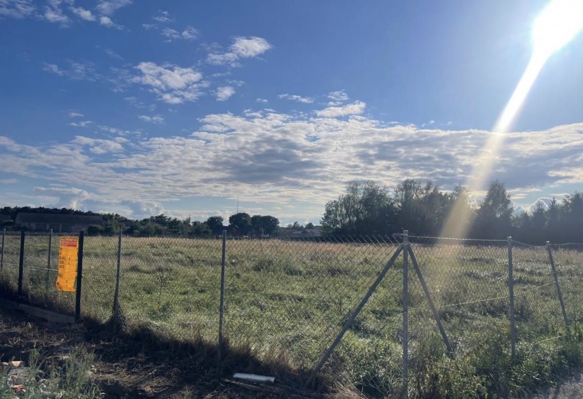 Działka  pokojowe na Sprzedaż