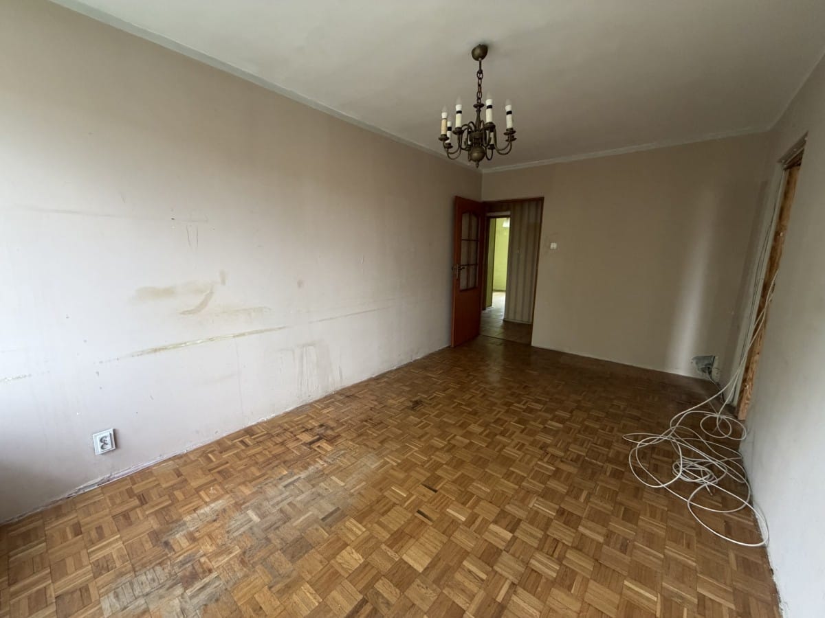 Mieszkanie 4 pokojowe na Sprzedaż