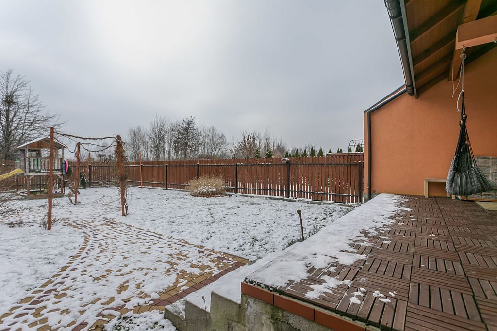 Dom 6 pokojowe na Sprzedaż