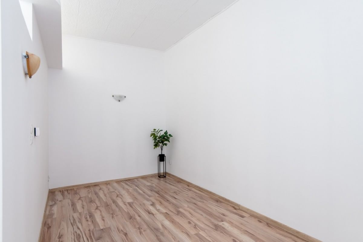 Mieszkanie 1 pokojowe na Sprzedaż