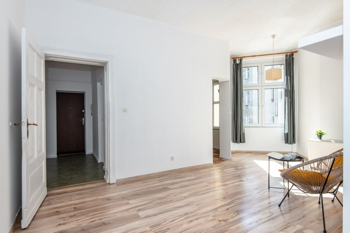 Mieszkanie 1 pokojowe na Sprzedaż