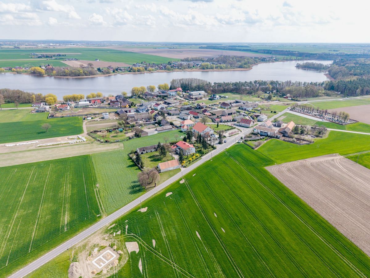 Działka  pokojowe na Sprzedaż