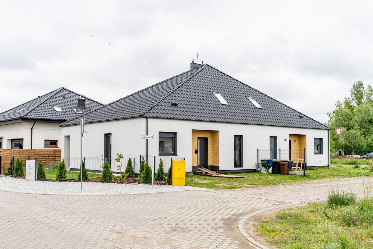 Dom 4 pokojowe na Sprzedaż