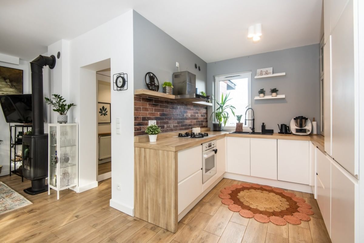 Dom 5 pokojowe na Sprzedaż