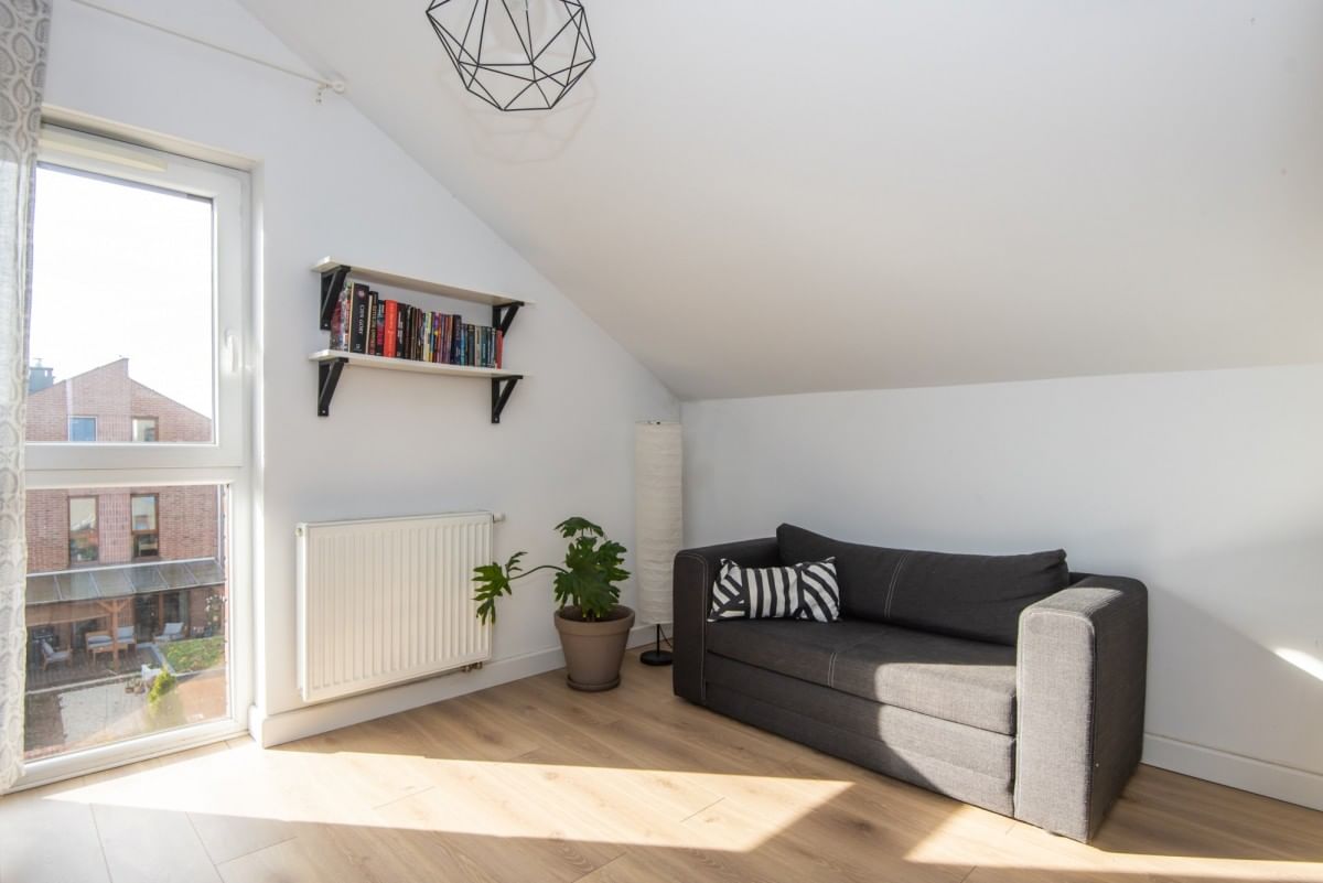 Dom 5 pokojowe na Sprzedaż