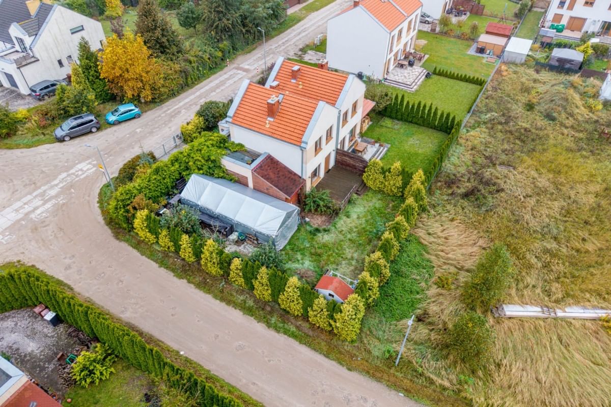 Dom 4 pokojowe na Sprzedaż