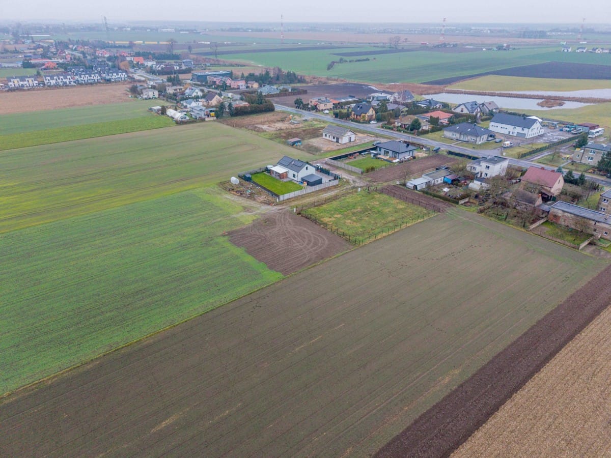 Działka  pokojowe na Sprzedaż