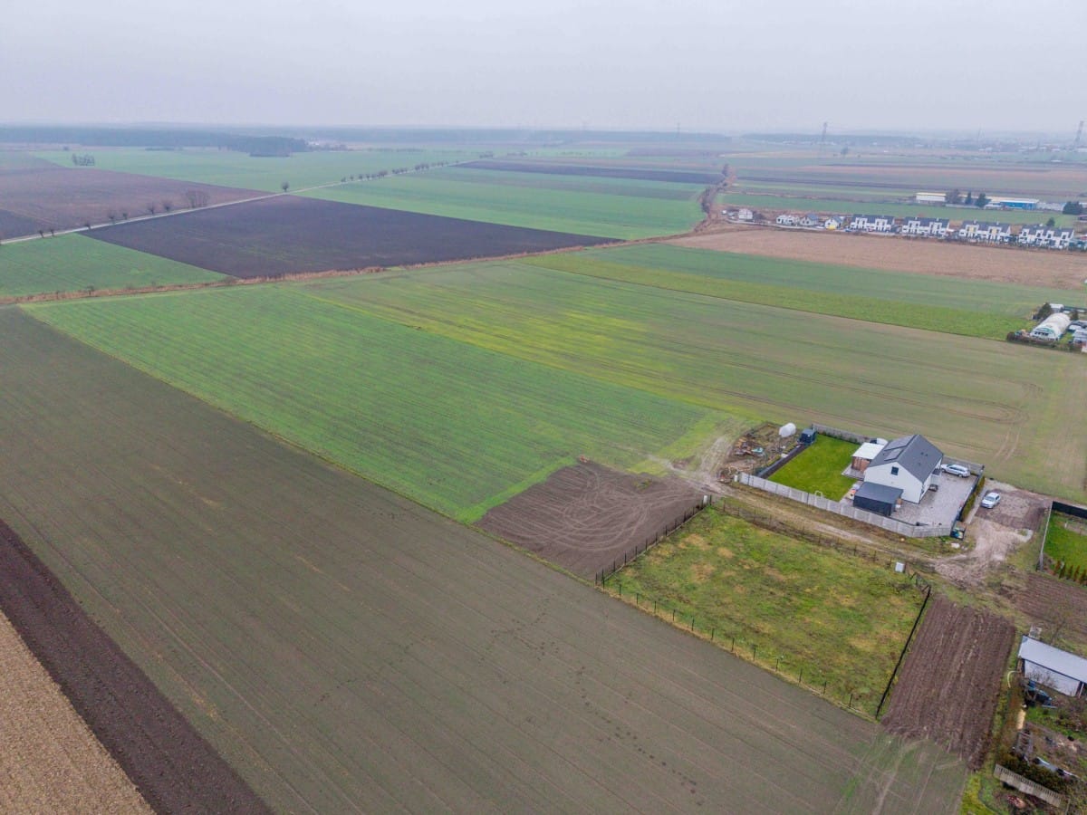 Działka  pokojowe na Sprzedaż