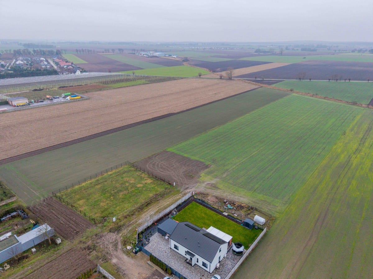 Działka  pokojowe na Sprzedaż