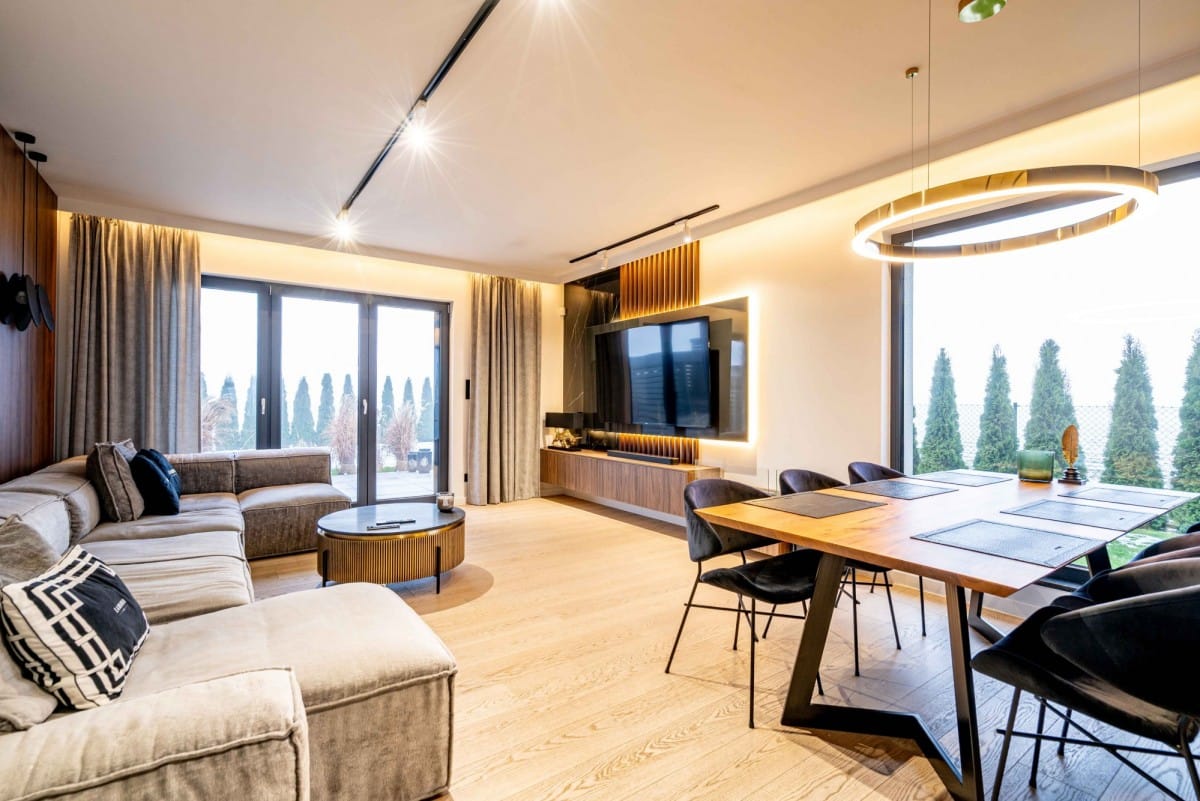 Dom 4 pokojowe na Sprzedaż